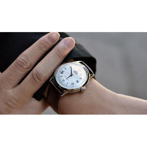 Orient Orient ER2400BW (FER2400BW)  мужские часы часы крупный план  циферблата