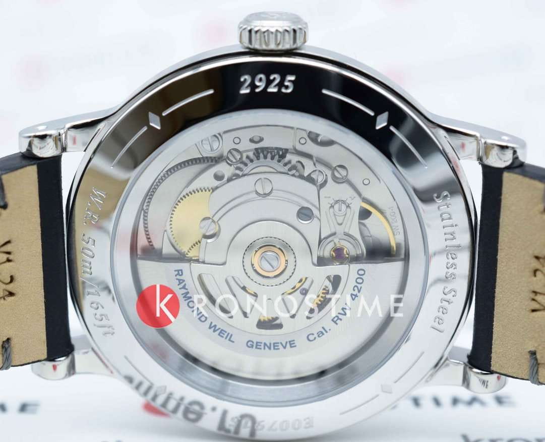 Raymond Weil Raymond Weil Millesime 2925-STC-60001 механические мужские часы часы крупный план черный циферблата