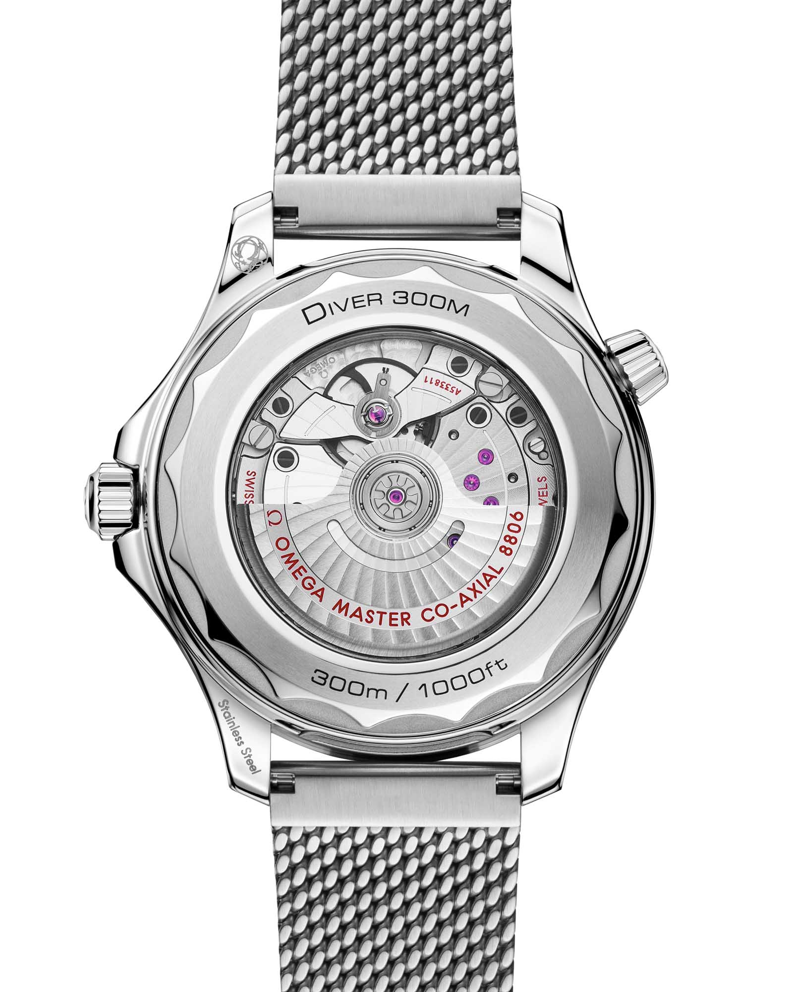 Omega Omega Seamaster Diver 300M 210.30.42.20.06.002  Diver 300m, наручные мужские часы фото под углом