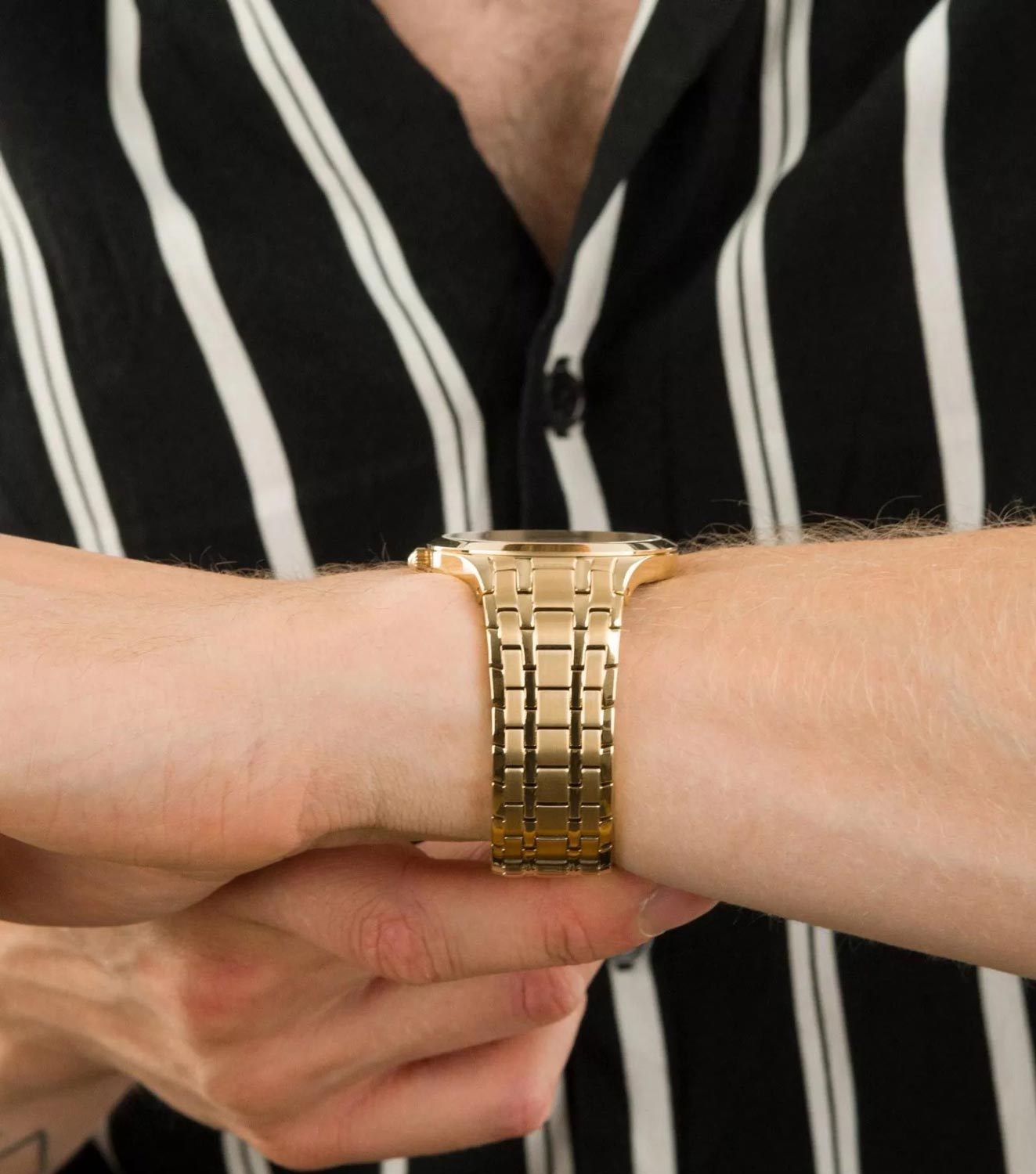 Adriatica Adriatica Twin A1236.1123Q,  швейцария мужские часы на браслете сталь c pvd покрытием боковой вид