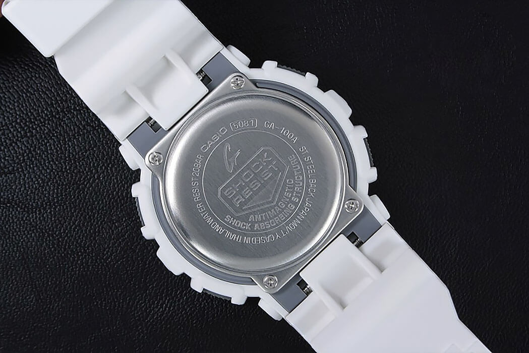 Оригинальные часы Casio Casio G-Shock GA-100A-7A в фирменной упаковке от производителя