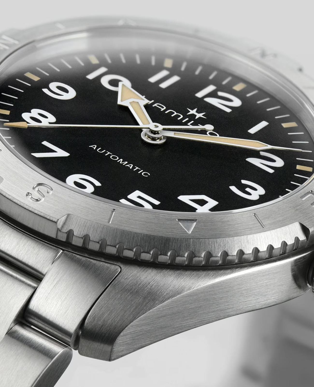 Оригинальные часы Hamilton Hamilton Khaki Field Expedition Auto H70225130 механические калибр механизма h-10 общий вид