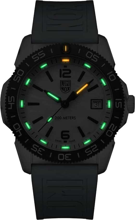Luminox Luminox Pacific Diver XS.3124M , наручные мужские часы фото под углом