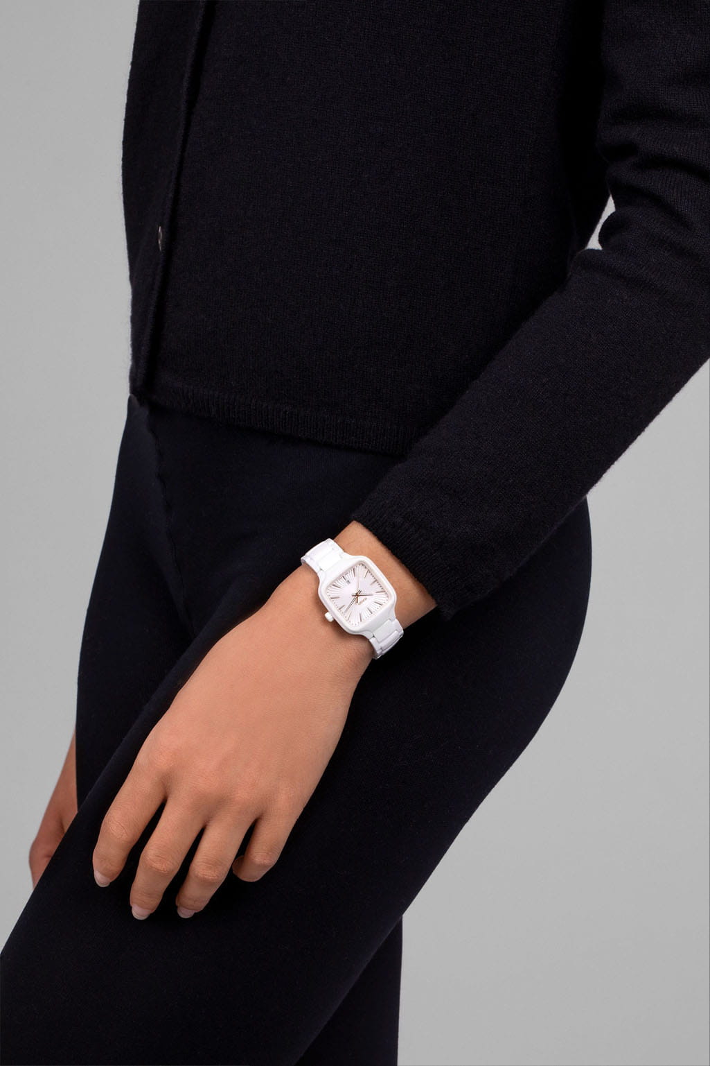 Оригинальные часы Rado Rado True Square R27072012 кварцевые калибр механизма  общий вид