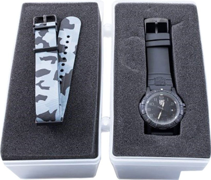 Luminox Luminox XS.0321.VP2.SET , наручные мужские часы фото под углом