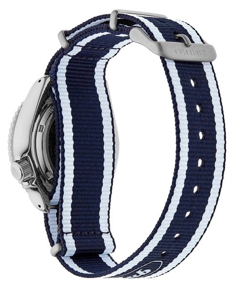 Seiko SRPK37K1 мужские часы застежка крупным планом