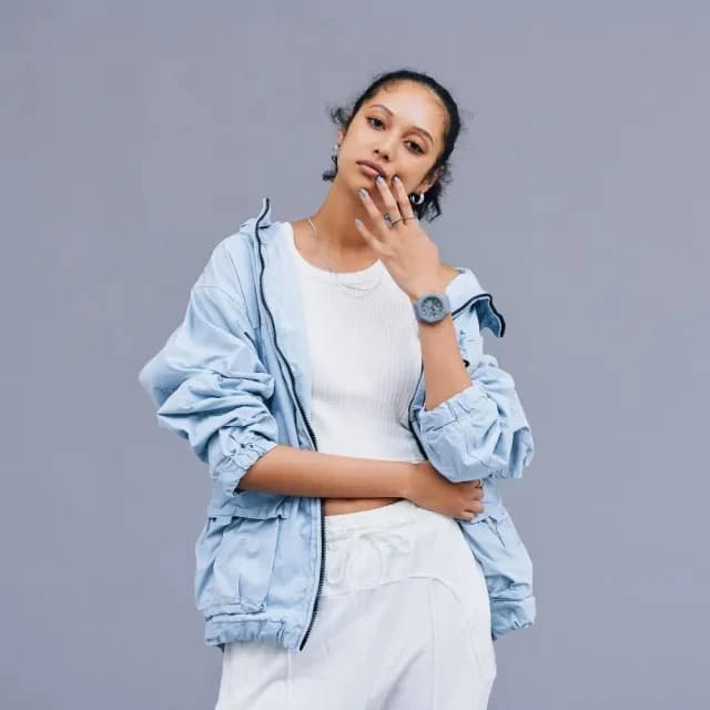 Casio Casio G-Shock GMA-S2100BA-2A2, g-shock япония женские часы на браслете пластик боковой вид