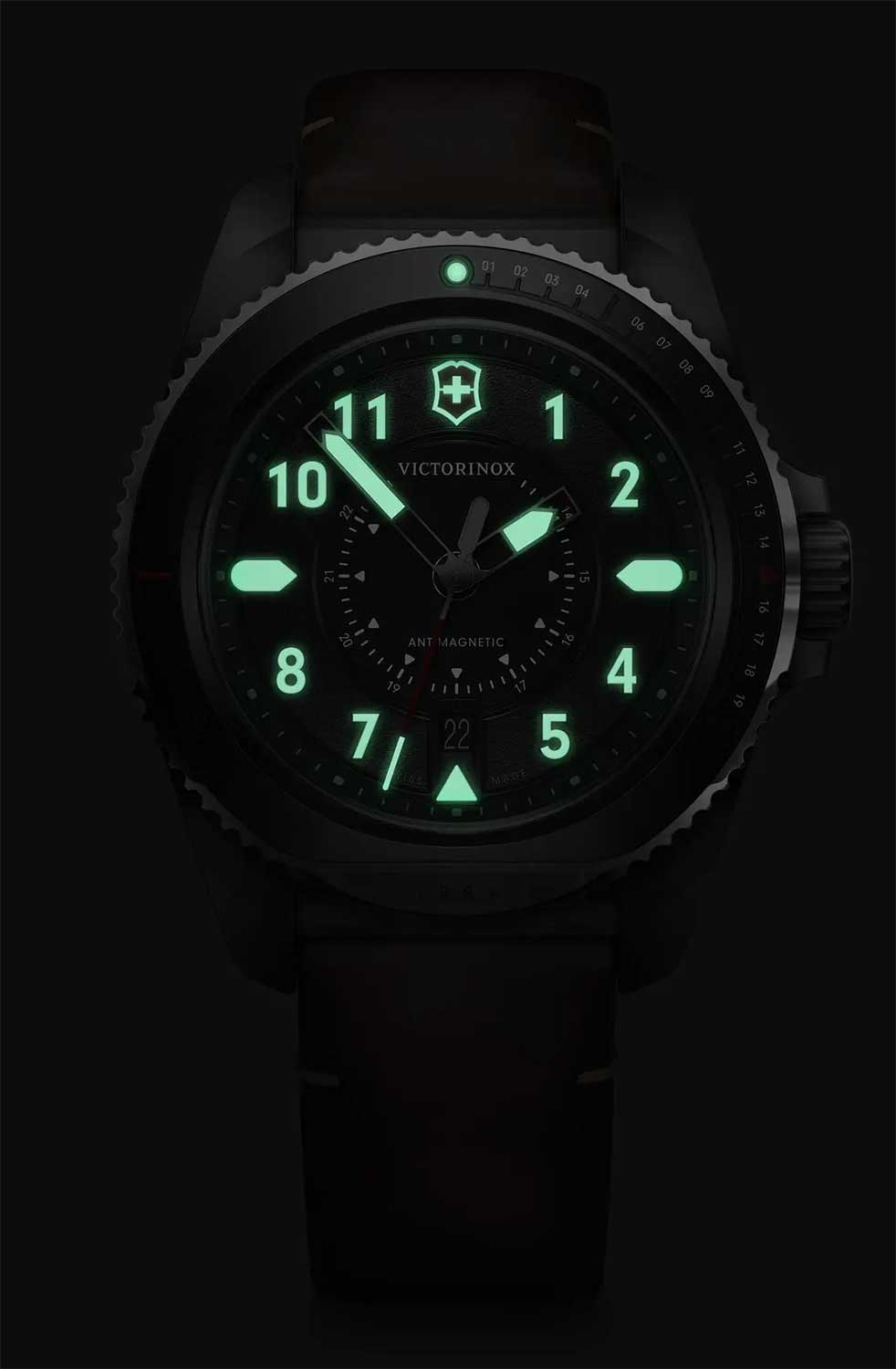 Victorinox Victorinox Journey 1884 241976.1  - задняя крышка сталь металл корпуса, швейцария часы