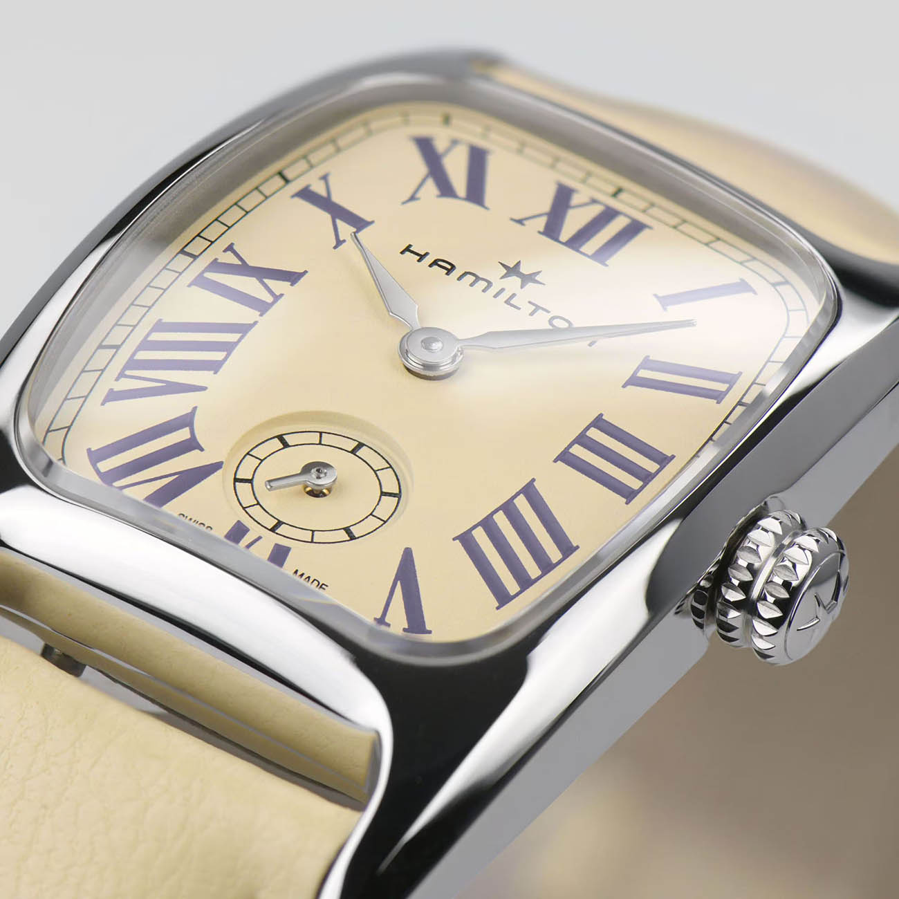 Оригинальные часы Hamilton American Classic Boulton Small Second Quartz M H13321821 кварцевые калибр механизма eta 980.163 общий вид