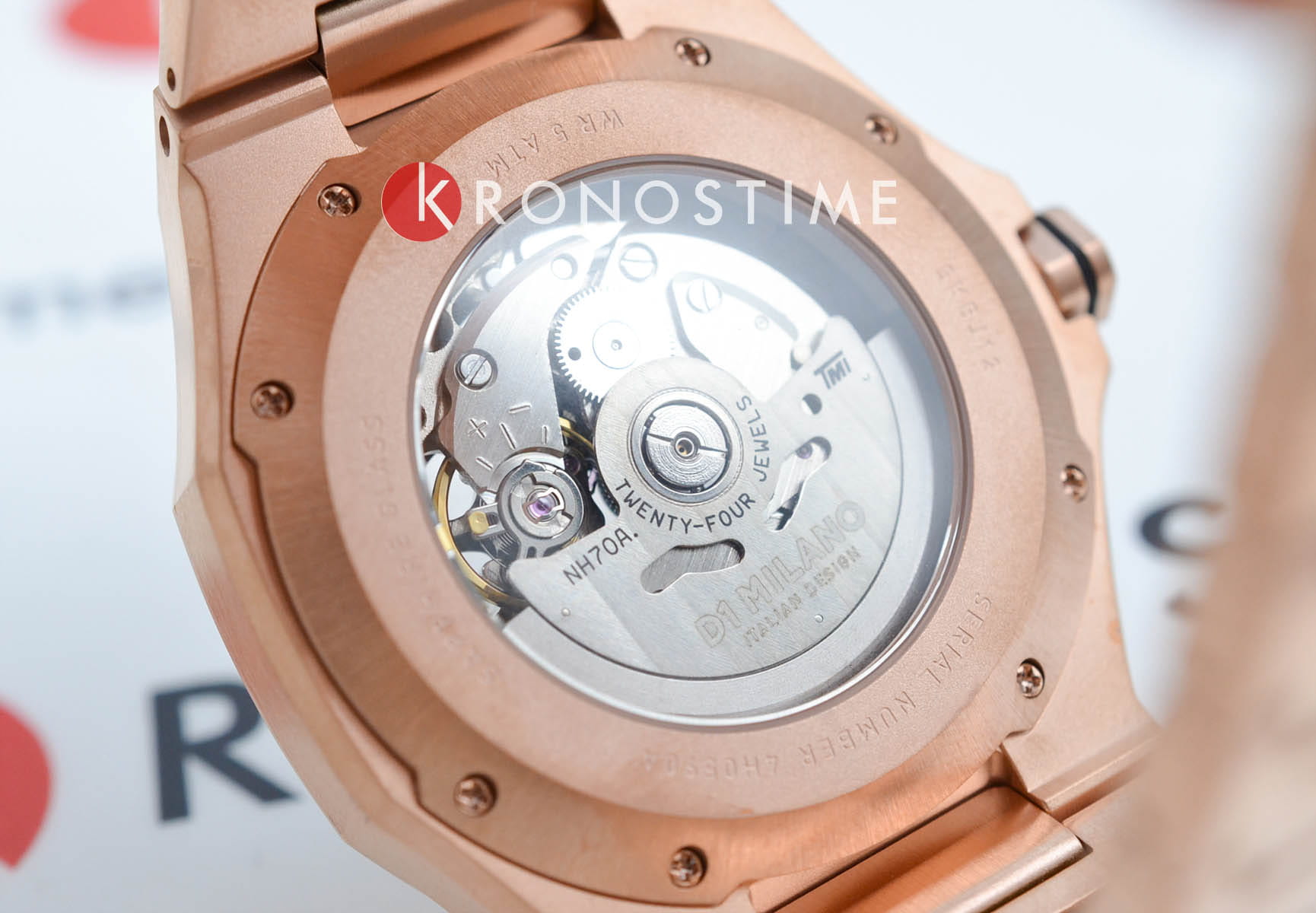 D1 Milano D1 Milano Skeleton SKBJ12  - задняя крышка сталь металл корпуса, италия часы