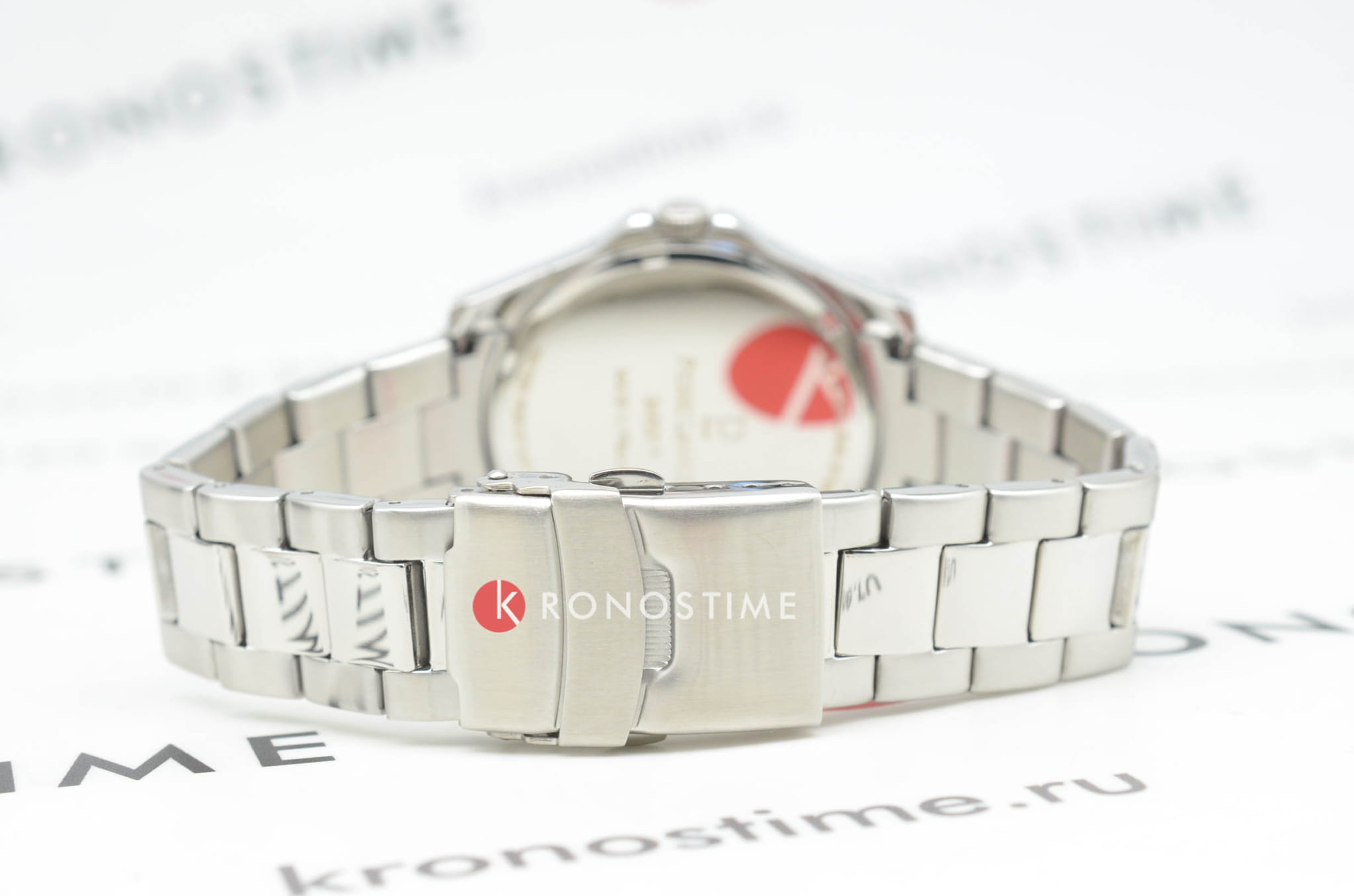 Pierre Lannier Pierre Lannier Metropolitan 246G171 кварцевые мужские часы часы крупный план зеленый циферблата