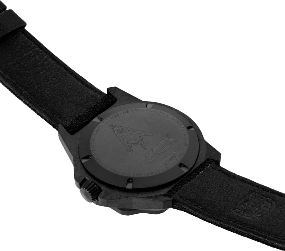 Luminox Luminox XA.6441 F-117 NIGHTHAWK™ 6440 SERIES кварцевые мужские часы часы крупный план черный циферблата