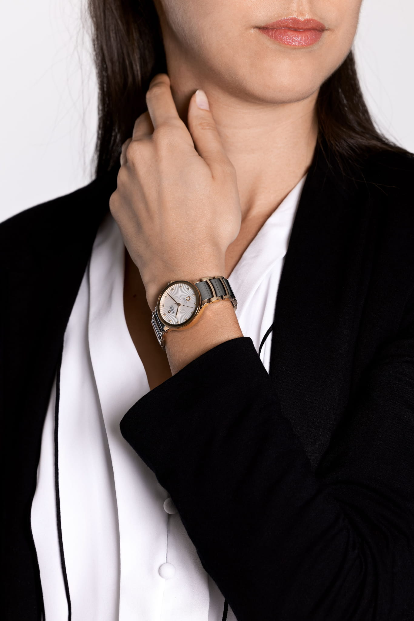 Rado Rado Centrix Automatic Diamonds R30019742 Automatic, наручные женские часы фото под углом