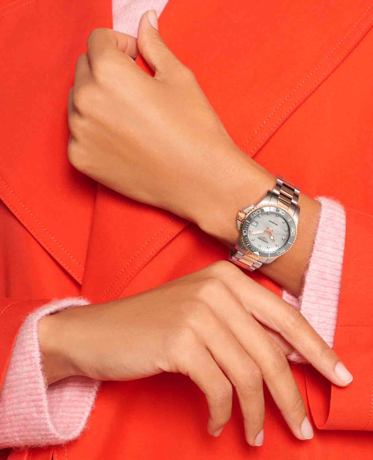 Longines Longines HydroConquest L3.370.3.89.6 кварцевые женские часы часы крупный план перламутровый циферблата