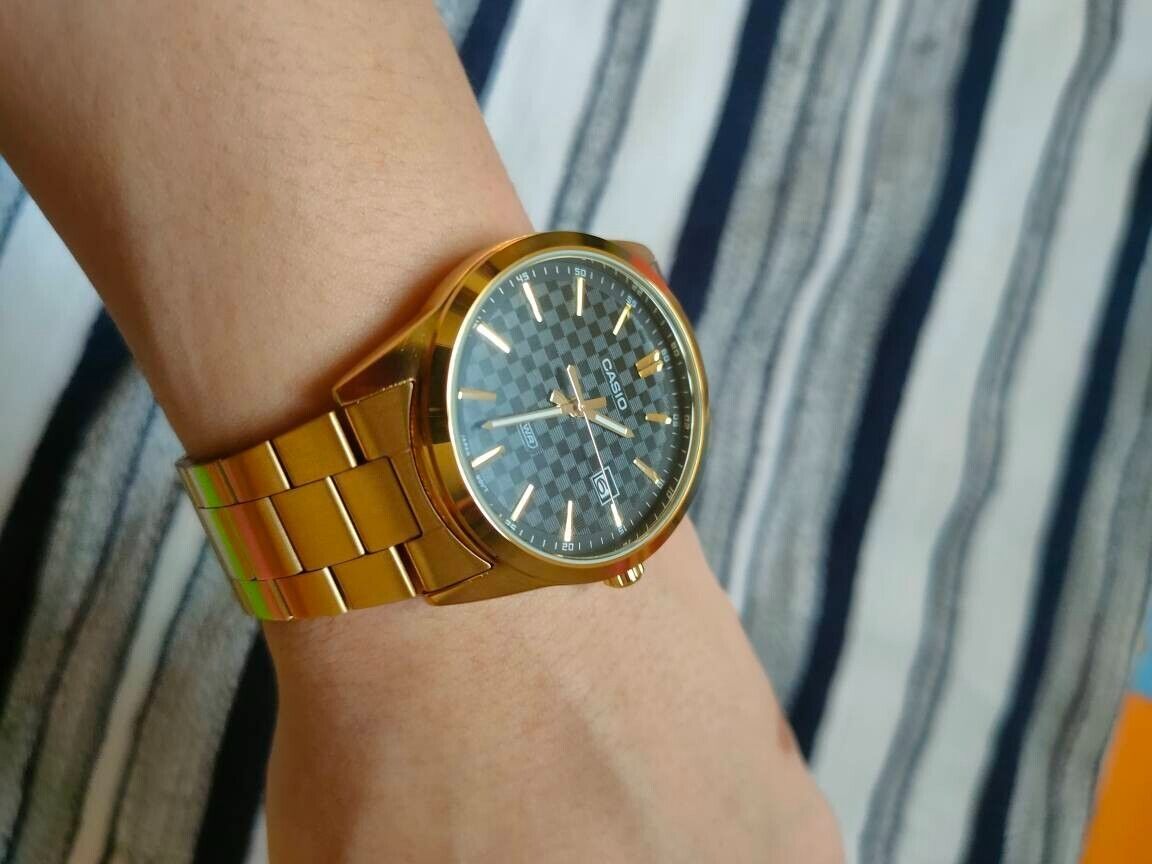 Casio Casio Collection MTP-VD03G-1AUDF (MTP-VD03G-1A) , наручные мужские часы фото под углом