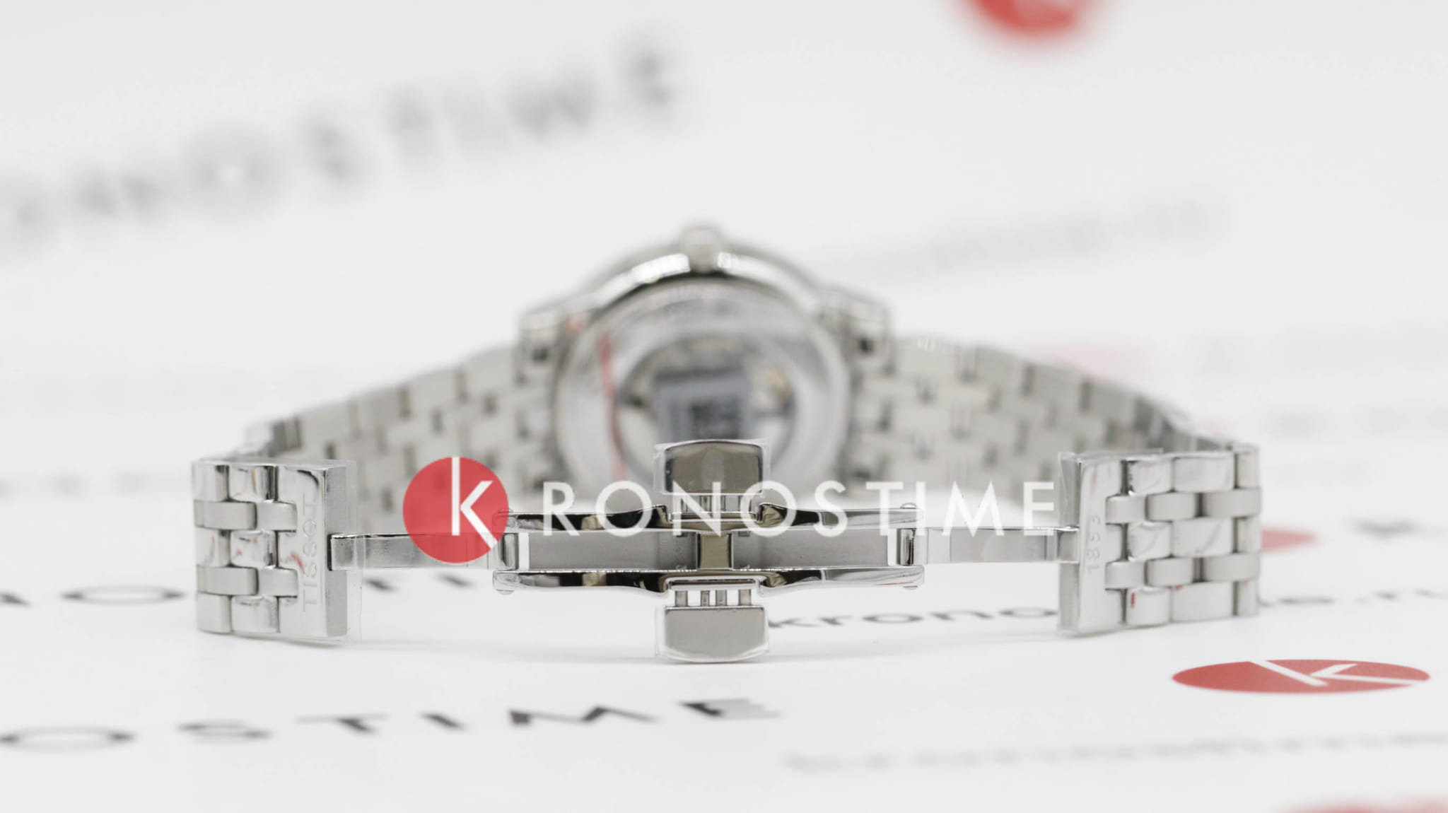 Tissot Tissot Carson Automatic Lady T122.207.11.031.00 механические женские часы часы крупный план белый циферблата