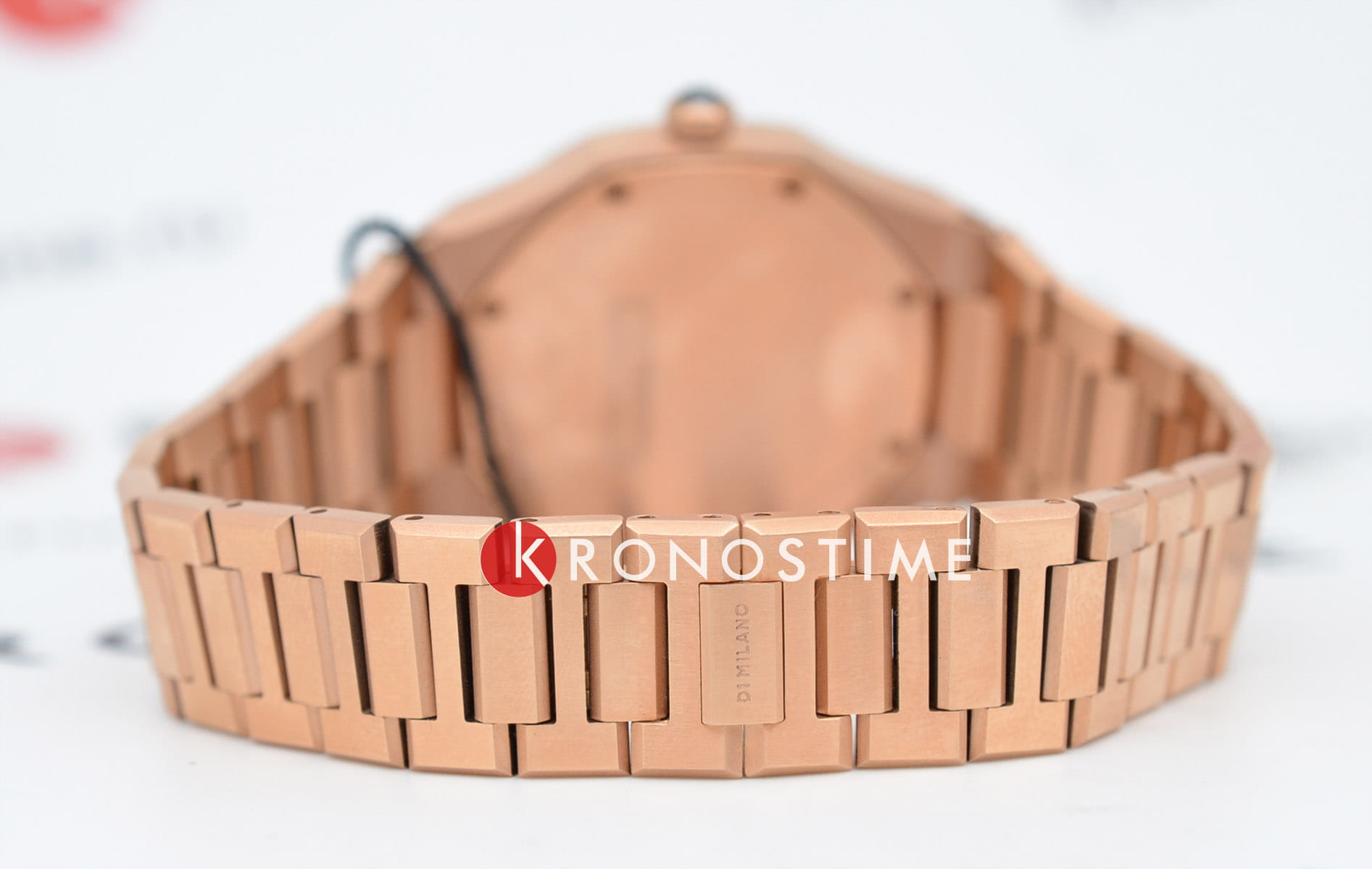 D1 Milano D1 Milano Ultra Thin UTBL06 кварцевые женские часы часы крупный план черный циферблата