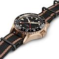 Часы Hamilton Khaki Navy Scuba Automatic GMT 43мм H82565930 фото 2